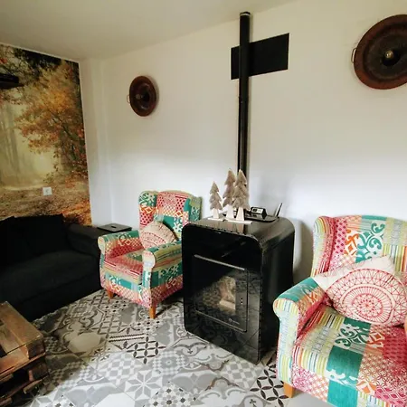 Loboratorio Rural, La Casa De Al Lado Casas del Abad