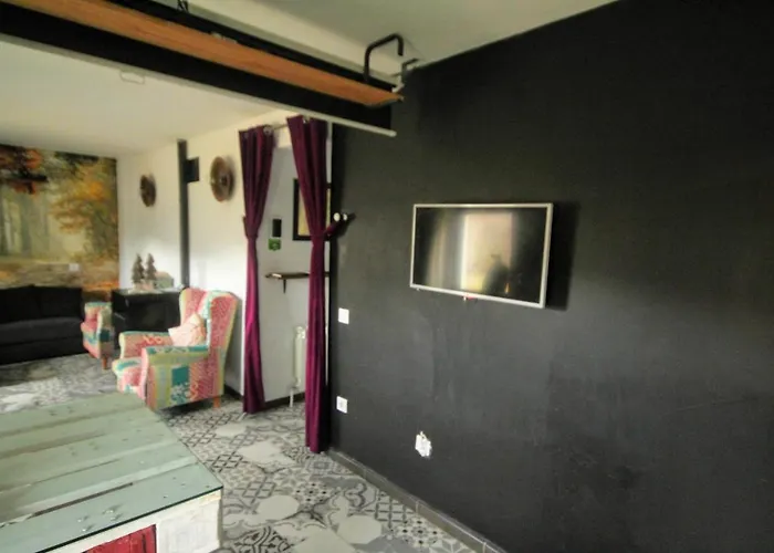 Loboratorio Rural, La Casa De Al Lado *